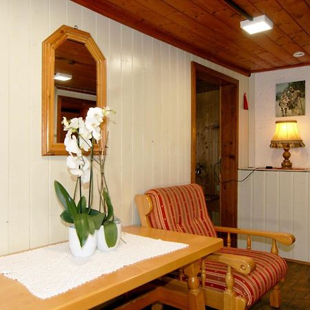 Walmendinger Haus Lägenhet Hirschegg  Rum bild